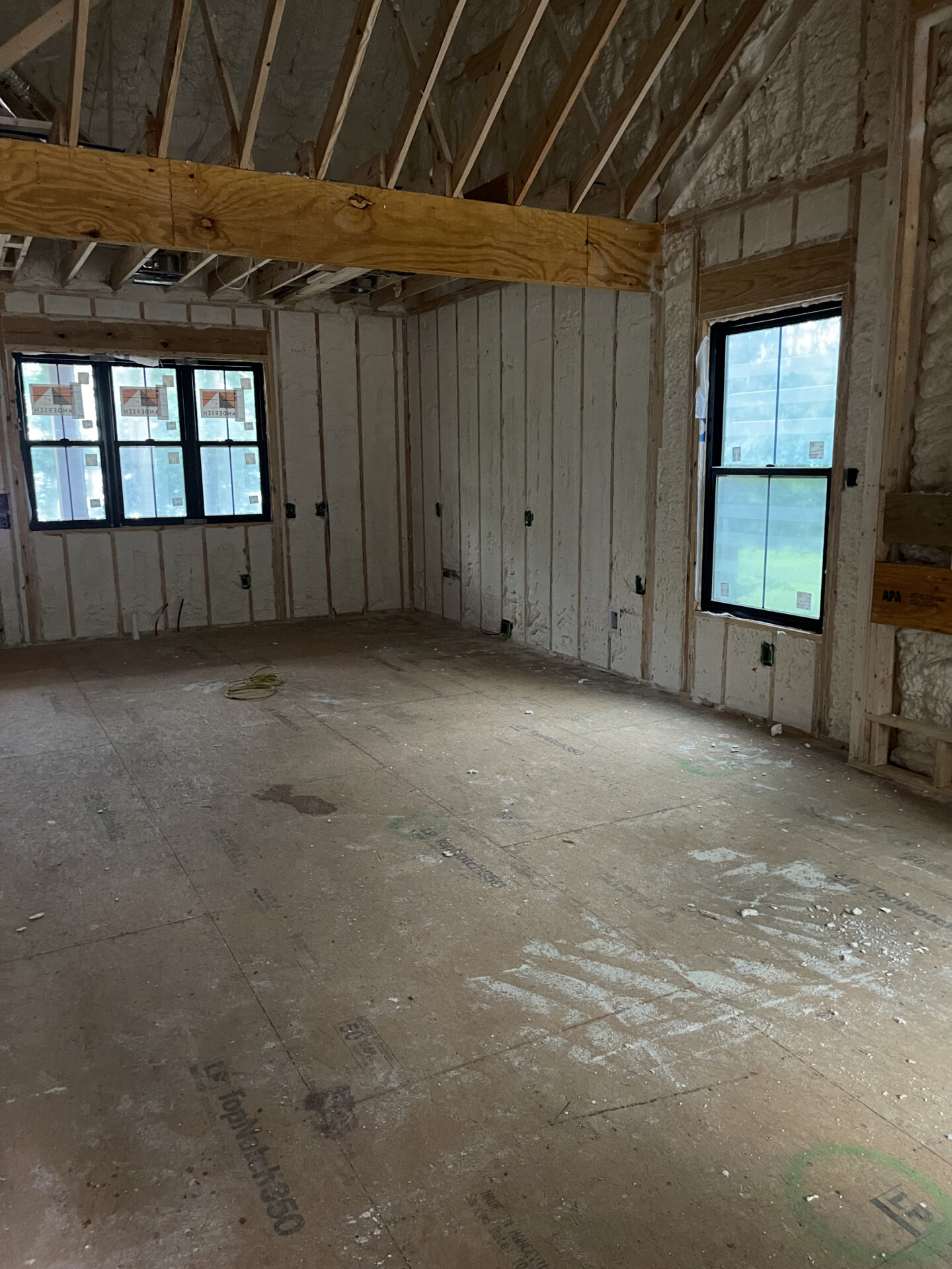 Spray Foam Insulation Contractor in Huntsville, AL – Complete Comfort & Energy Efficiency